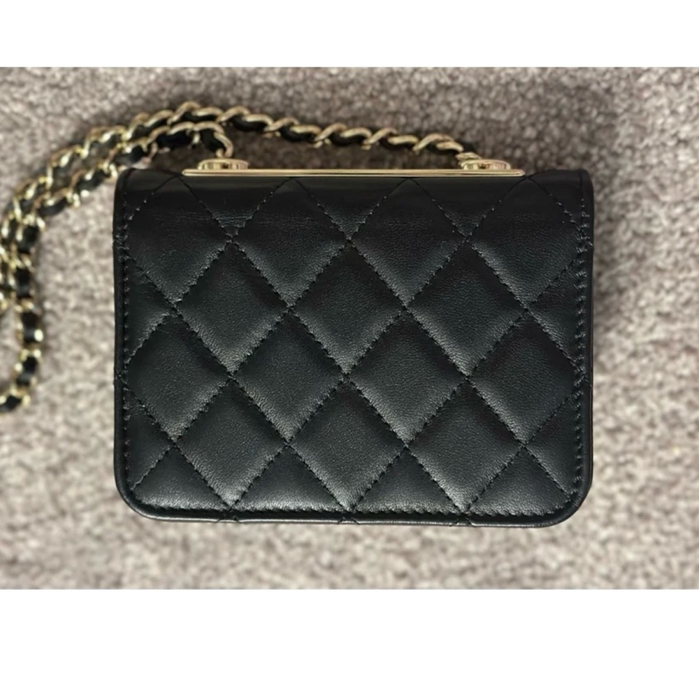 Chanel Black Trendy Quilted Leather Bag - Picture 4 of 9